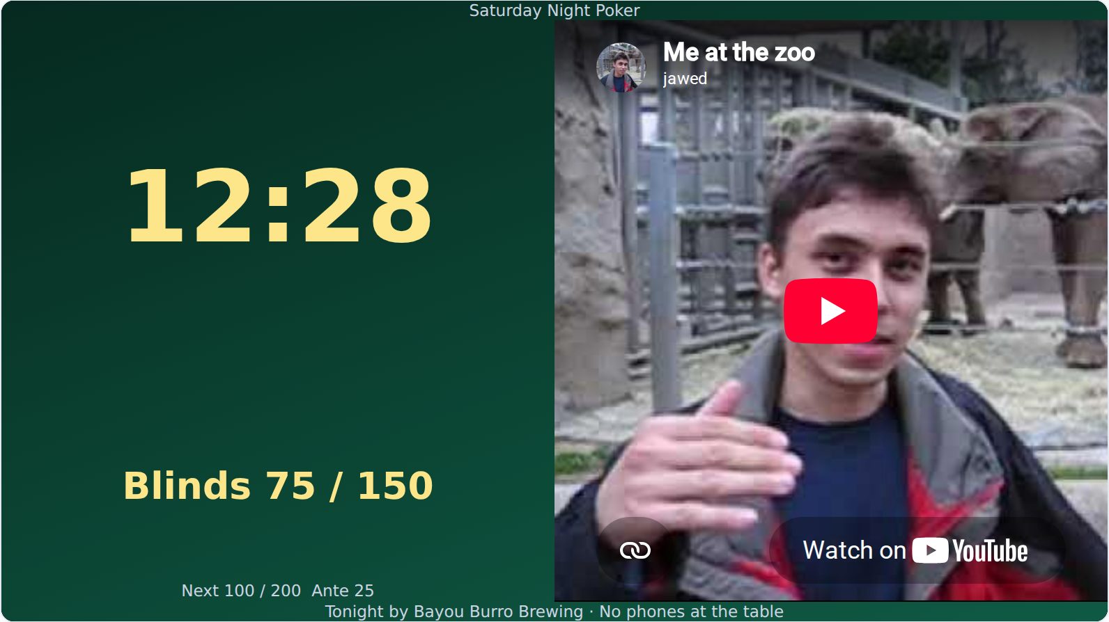 A layout in the editor preview with a clock, the blinds and a YouTube player filling the right-hand cell